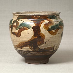 Storage jar with pine motif in iron painting<br /><span>Karatsu. Edo period, the second half of 17th century. 31.2×32.8cm.</span>