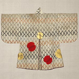 Haori coat<br /><span>deer skin, stencil-dyed, applique. Edo period, 18th century. 105.0×130.0cm.</span>