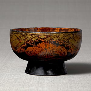 Hidehira bowl with oak leaves motif<br /><span>. Momoyama to Edo period, 17th century. 8.3×13.3cm.</span>
